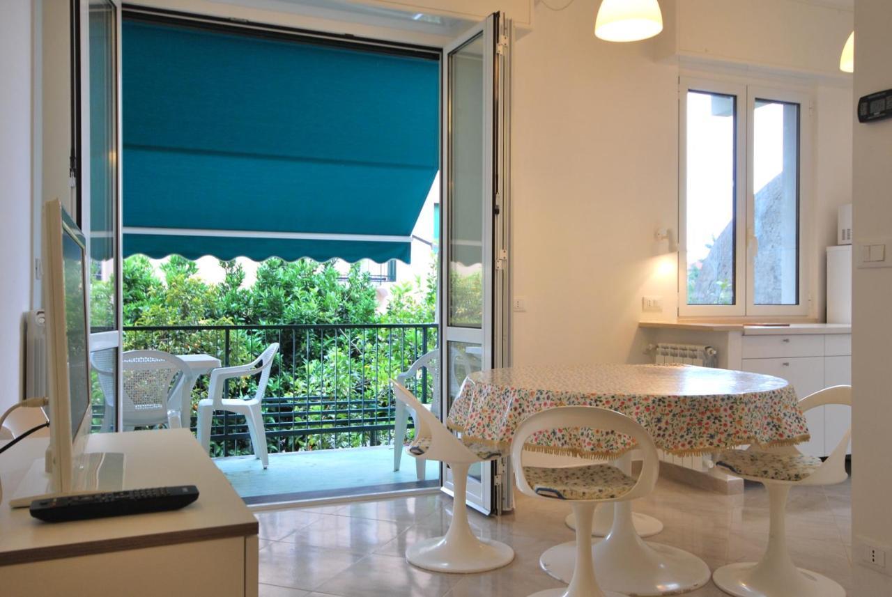 Appartamenti Con Giardino E Posto Auto Per Famiglie ฟีนาเลลีกูเร ภายนอก รูปภาพ